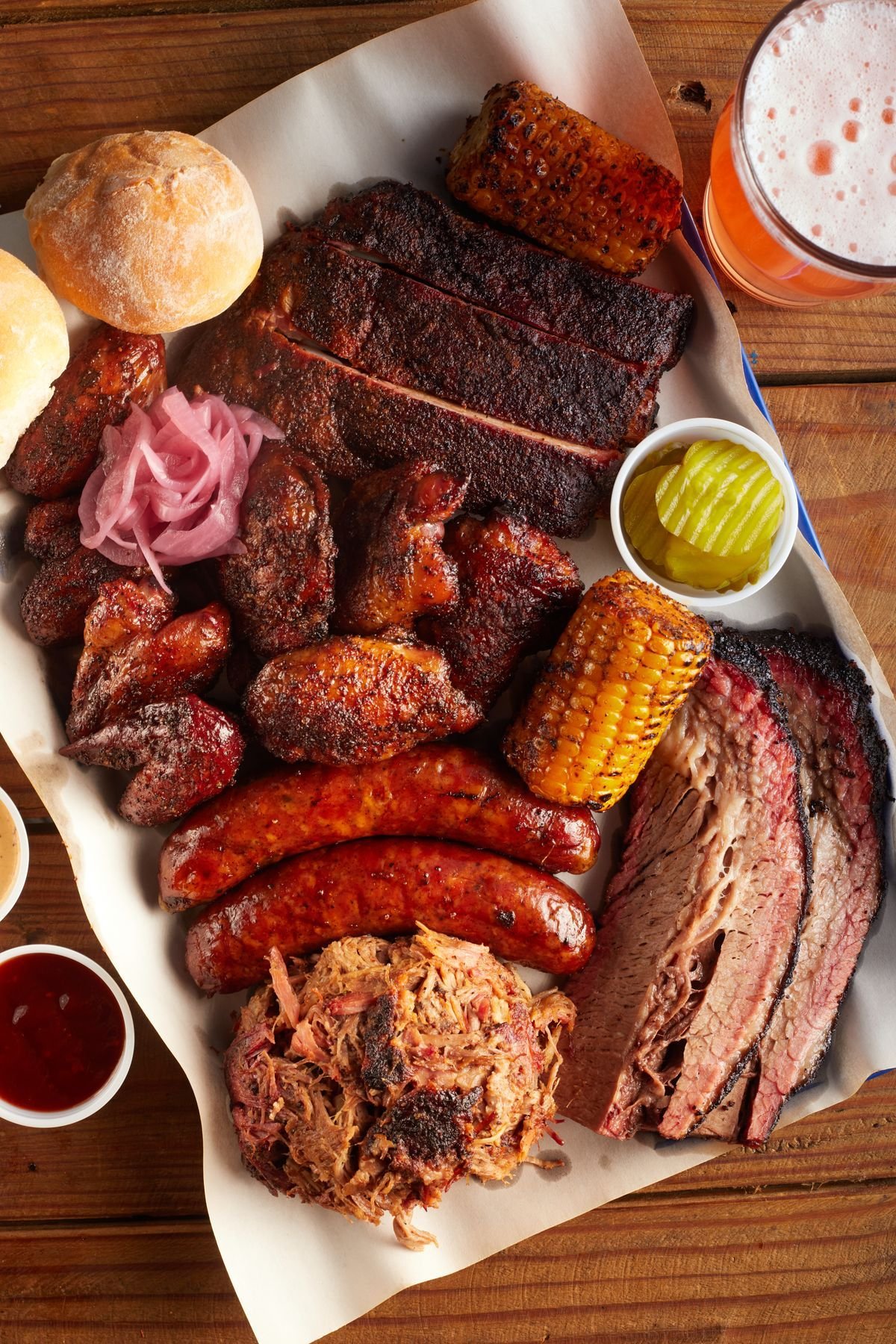 Backyard BBQ Tray with Pulled Pork and Hot Links