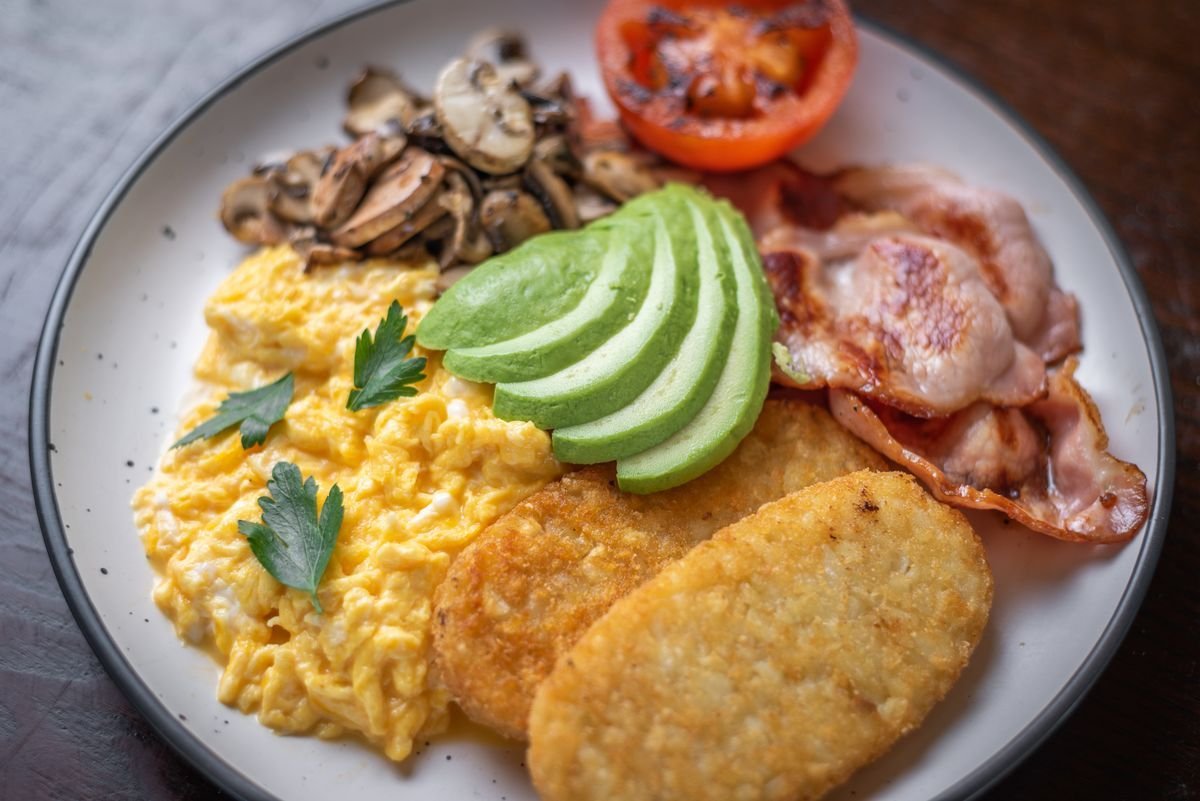 Bacon, Soft Scramble and Hash Browns