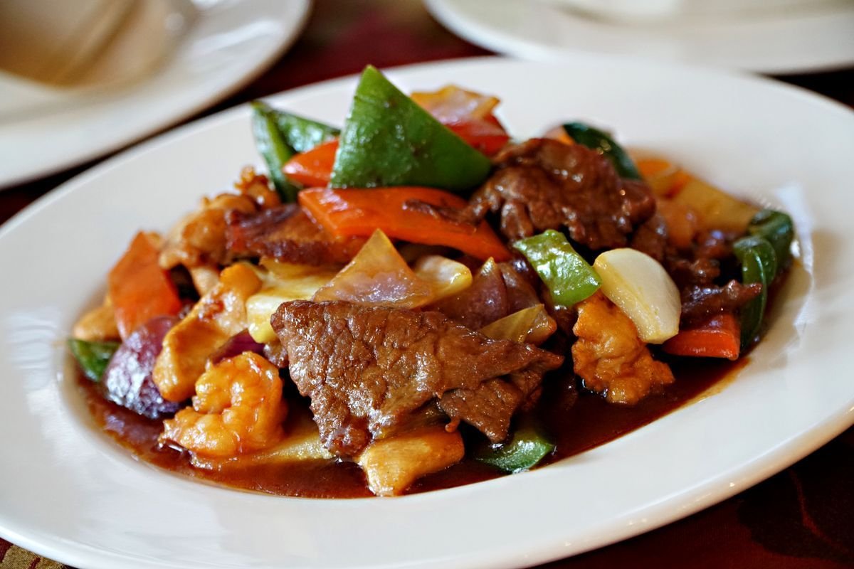Beef and Shrimp Stir Fry with Garlic