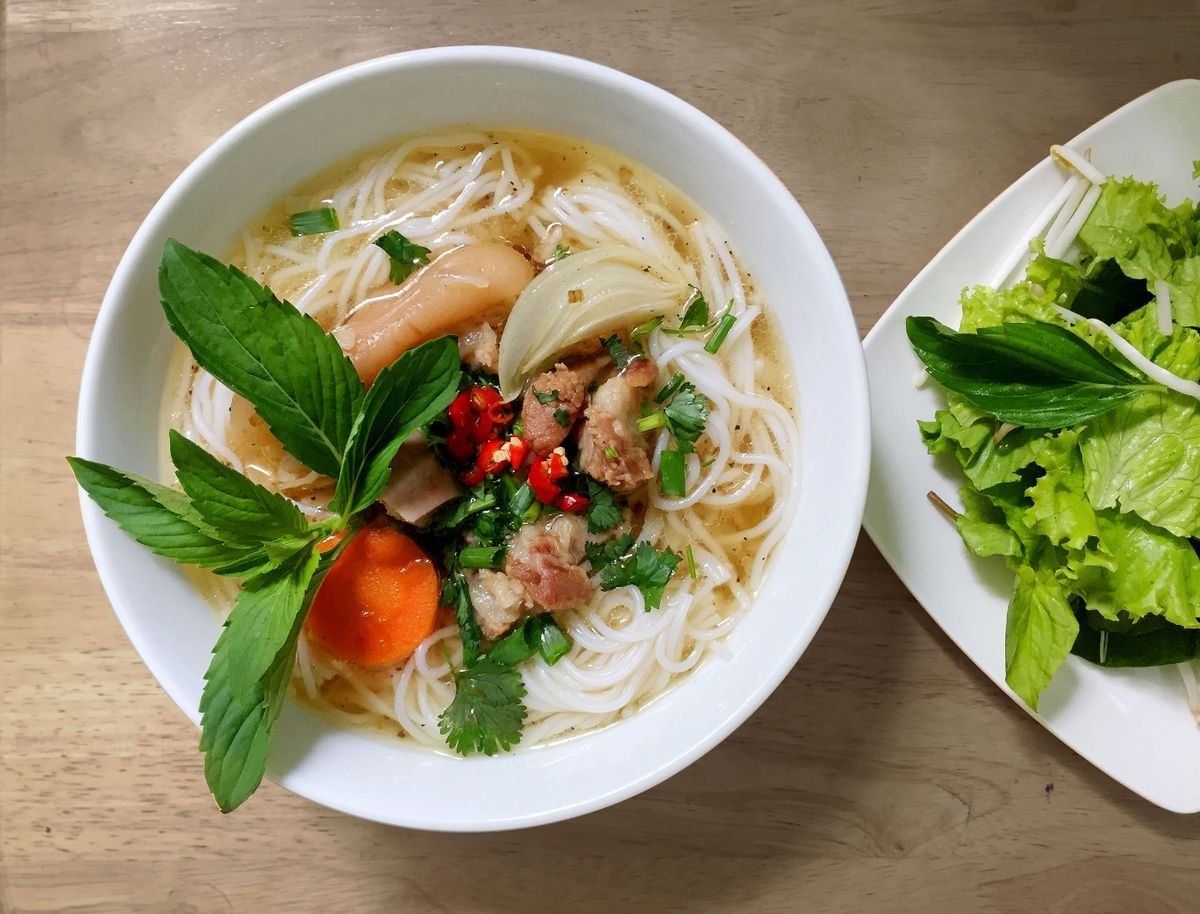 Pho Bo Vien with Beef Meatballs